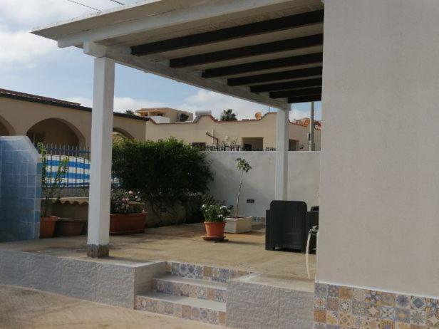 Villa Sunshine Triscina Exterior photo